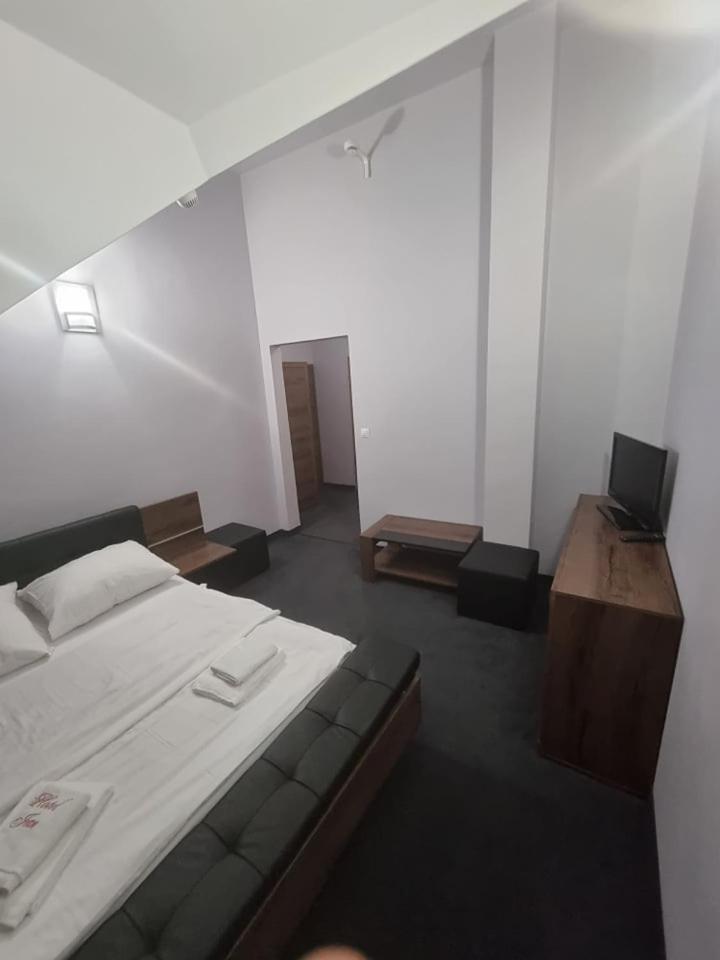 Hotel Jan Zgorzelec Zewnętrze zdjęcie